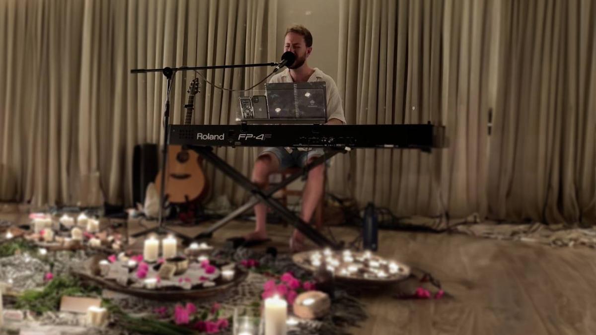 פסנתר ונרות